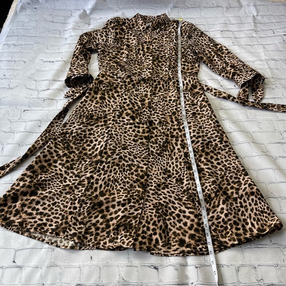 Calvin Klein animal print button down Midi Dress with belt fit & flare size 6 - Picture 10 of 16